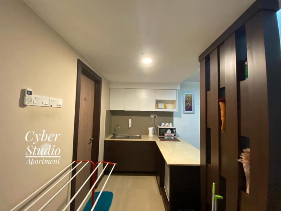 Cyber Studio Apartment Kota Bharu Eksteriør billede